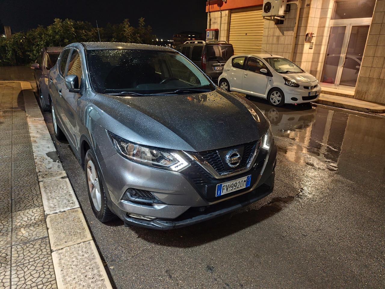 Nissan Qashqai 1.5 dCi Tekna Navi Retroc Carplay Sensori
