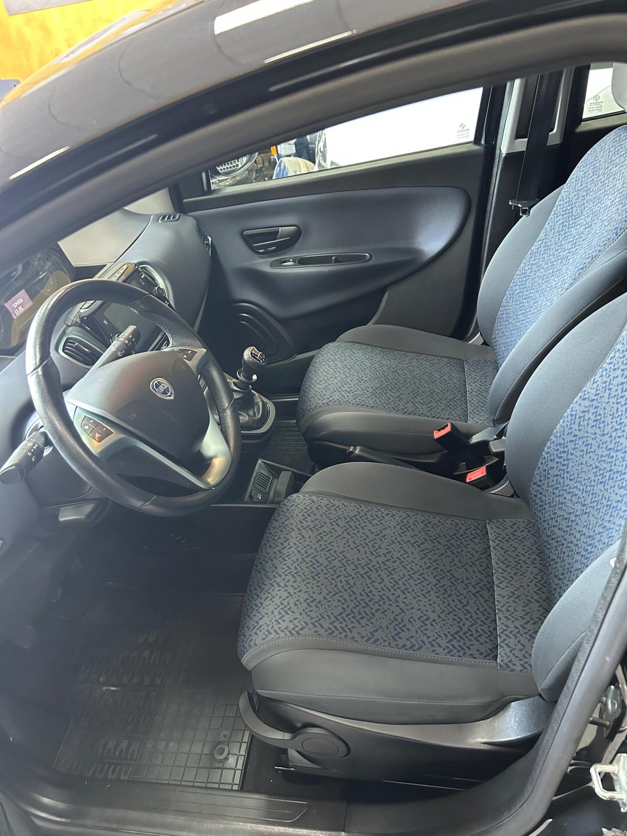 LANCIA YPSILON 1.0 Hybrid “PROMO FINANZ”-2023