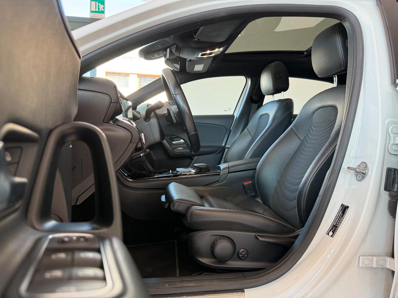 Mercedes-benz A 180 d Automatic Sport Tetto Pelle CarPlay F1 Navi