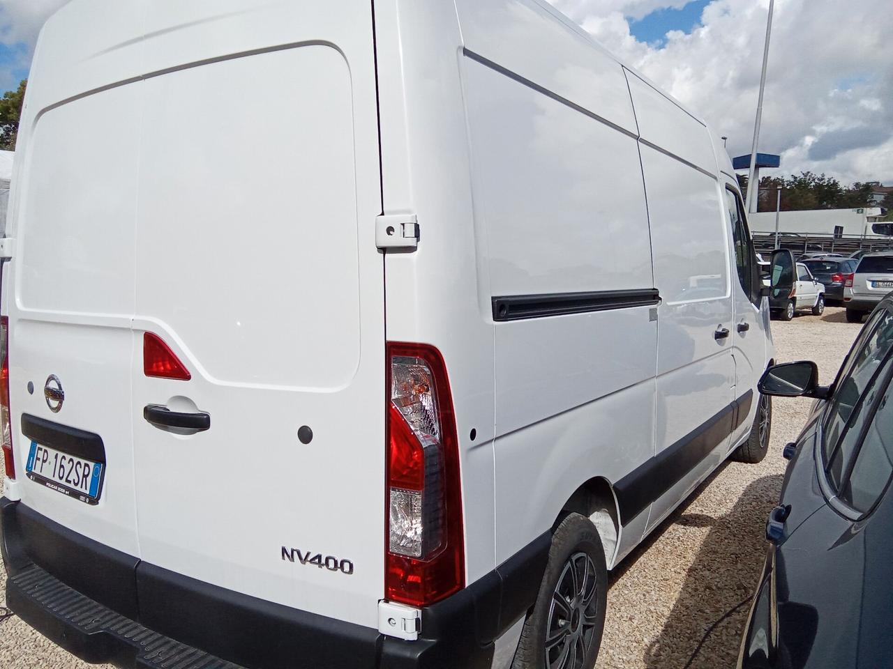Nissan NV400 35 2.3 dCi 130CV COIMBENTATO Furgone