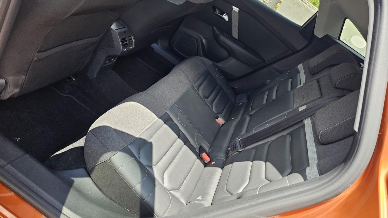 Citroen C4 BlueHDi 130 S&S EAT8 Shine CAMBIO AUTOMATICO, UNIPRO', TAGLIANDI CITROEN, BELLISSIMA!!!