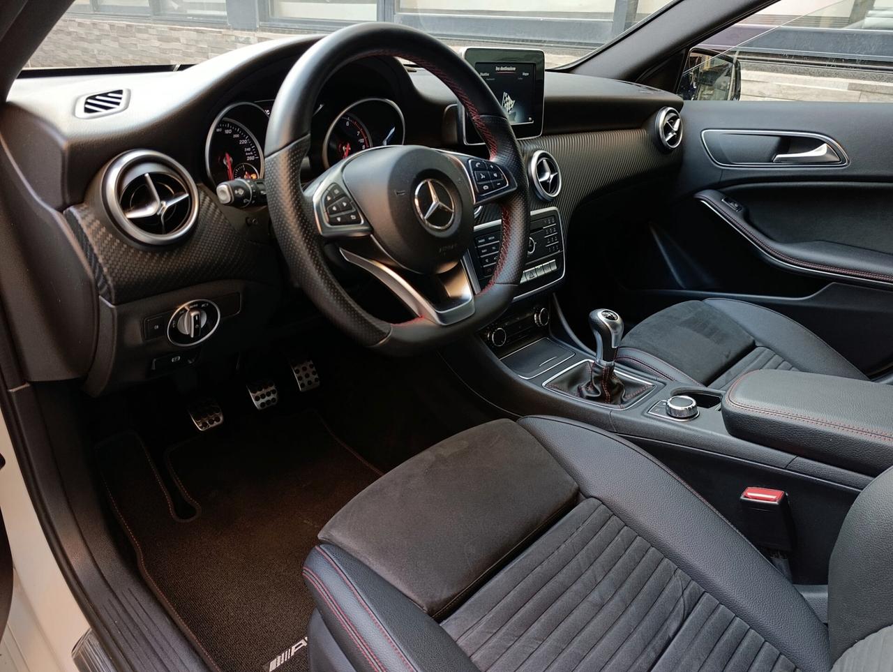 Mercedes-benz A 180 Premium AMG Pack Night