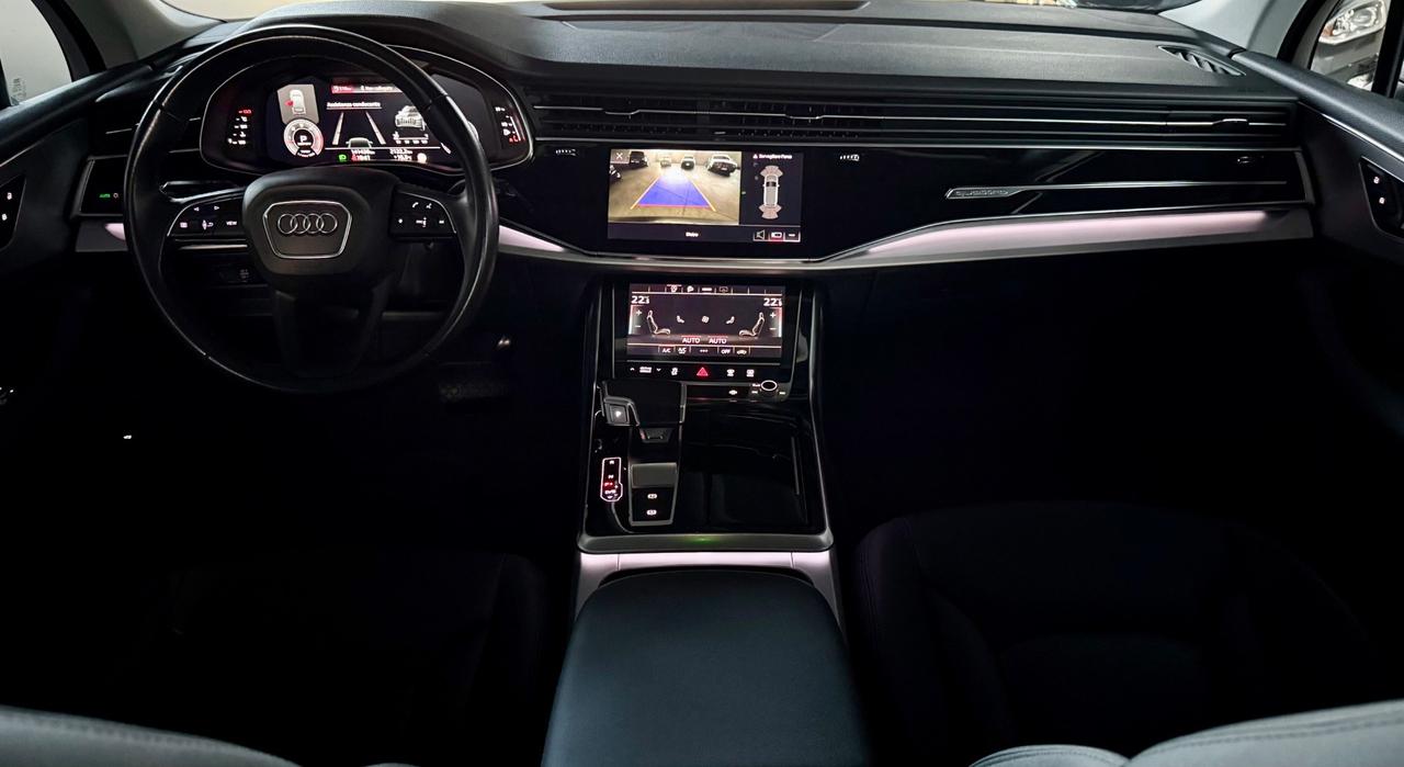 Audi Q7 50 TDI quattro tiptronic Business