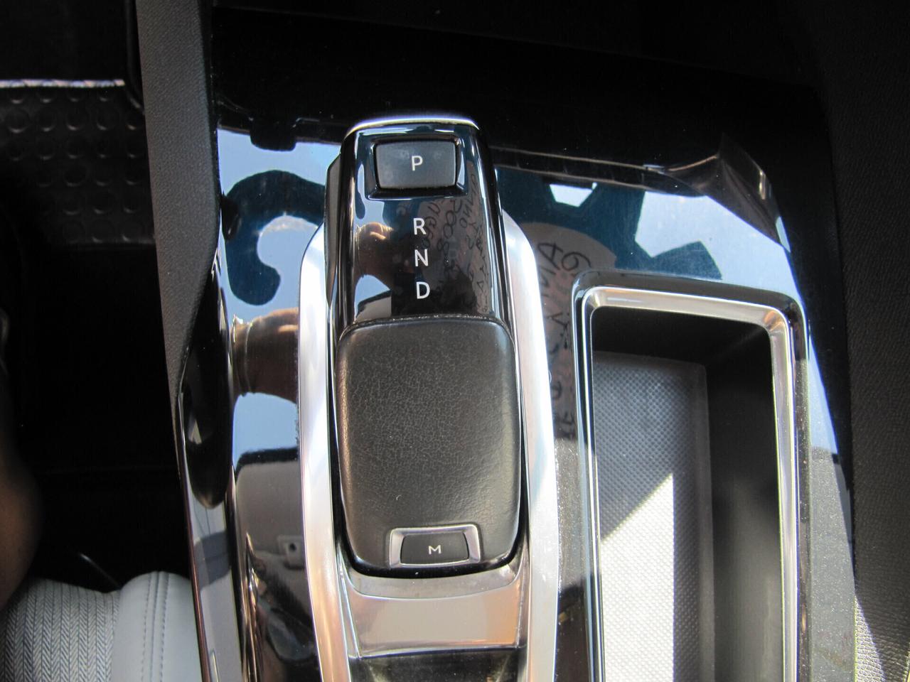 Peugeot 3008 BlueHDi 130 S&S EAT8 Allure - AUTOMATICO