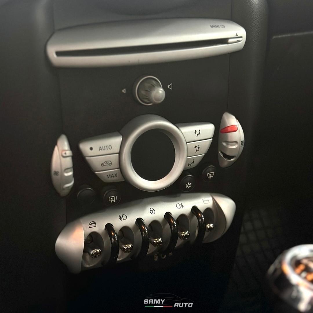 Mini Cooper D Hatchback 1.6