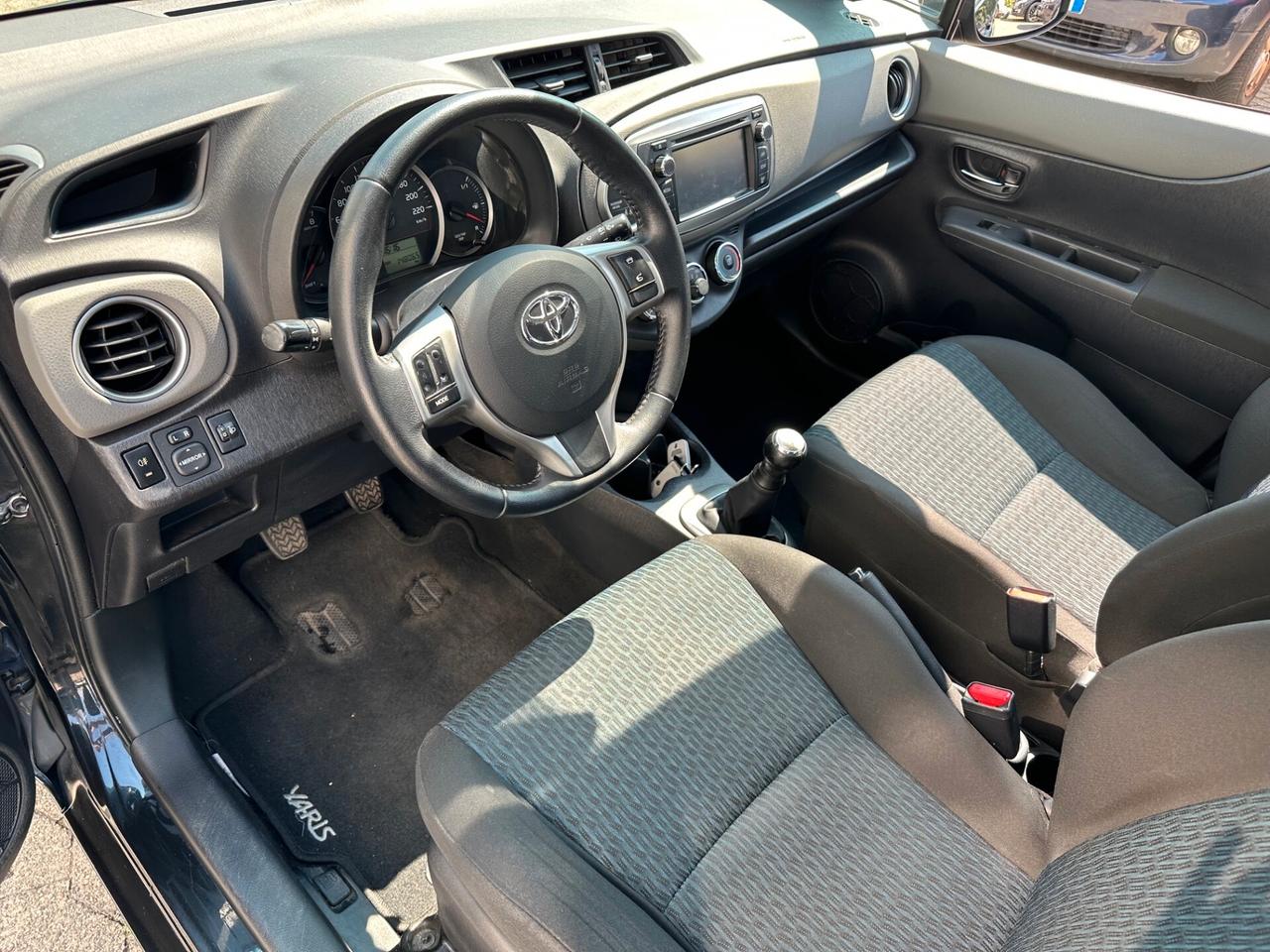 Toyota Yaris 1.0 5 porte Lounge*GRANDINATA