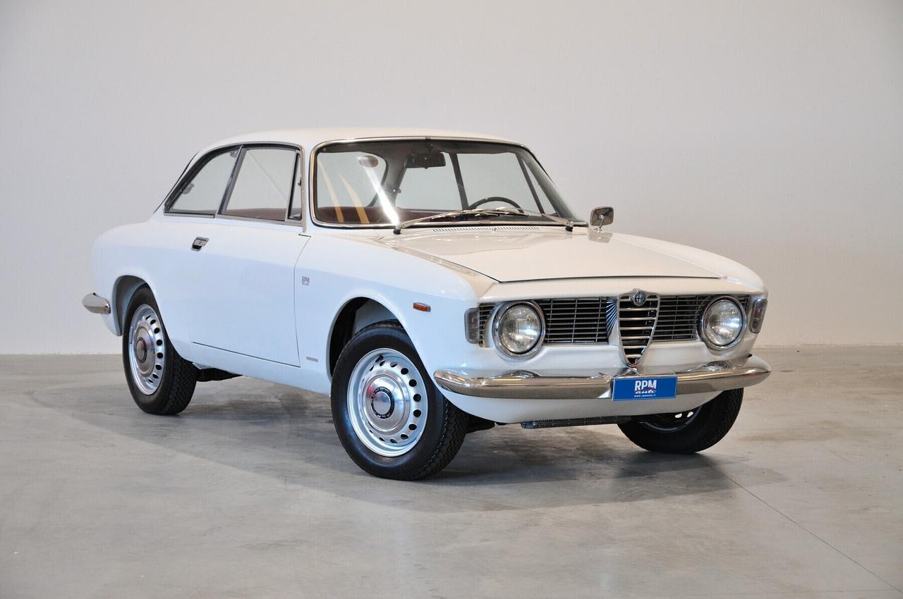 Alfa Romeo GT Giulia Sprint GT 1.6 105.02