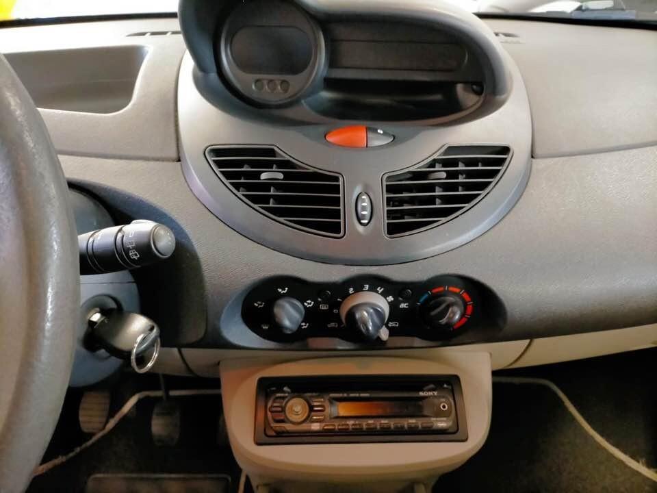 Renault Twingo 1.2 8V Dynamique