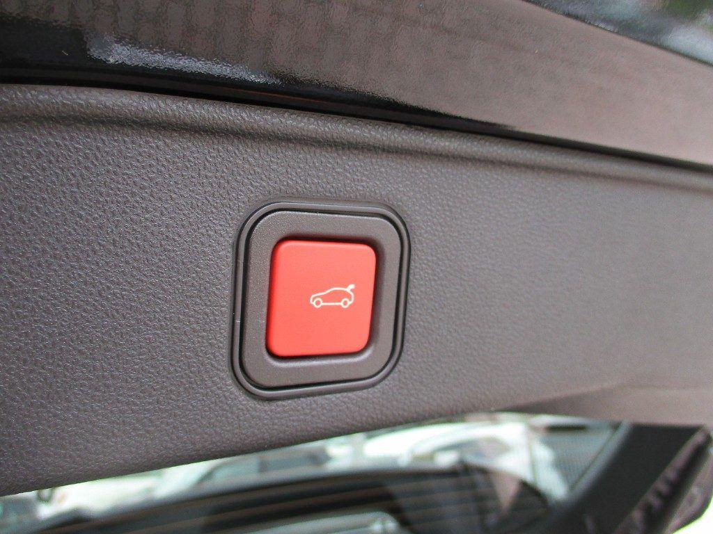 Alfa Romeo Junior 1.2 136 CV Hybrid eDCT6 Speciale