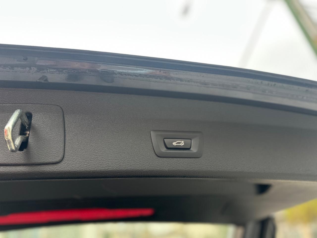 Bmw X1 sDrive18d Advantage-2017 LED/NAVI/PELLE