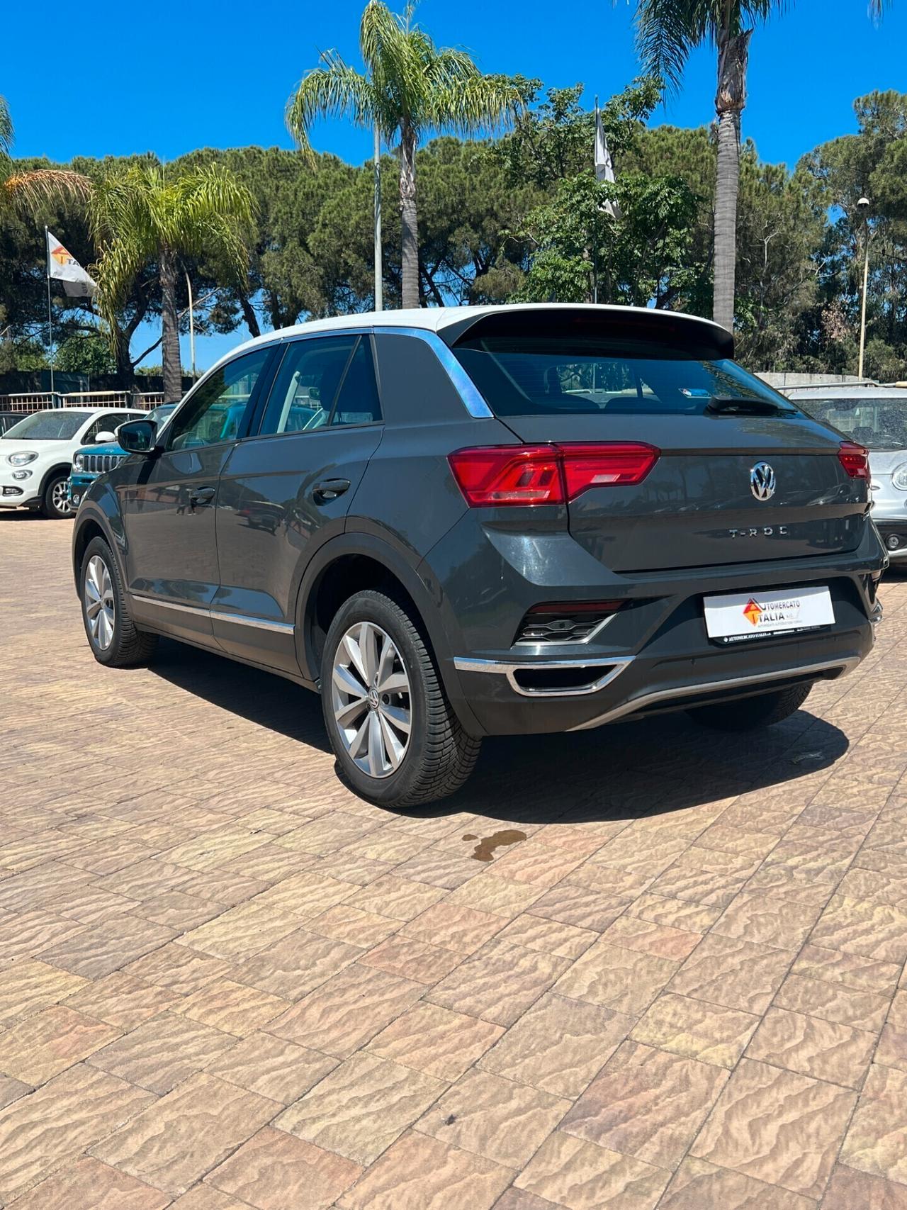 Volkswagen T-Roc 1.6 TDI SCR Business BlueMotion Technology