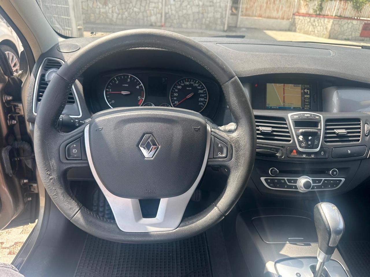 Renault Laguna 2.0 dCi 175CV SporTour Proactive 4Control-05/2011