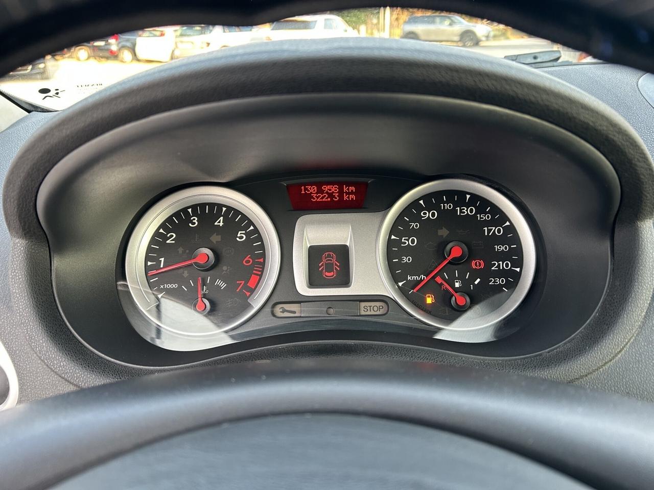 RENAULT CLIO 1.2 75CV GPL UNICO PROP. NEOPATENTATI