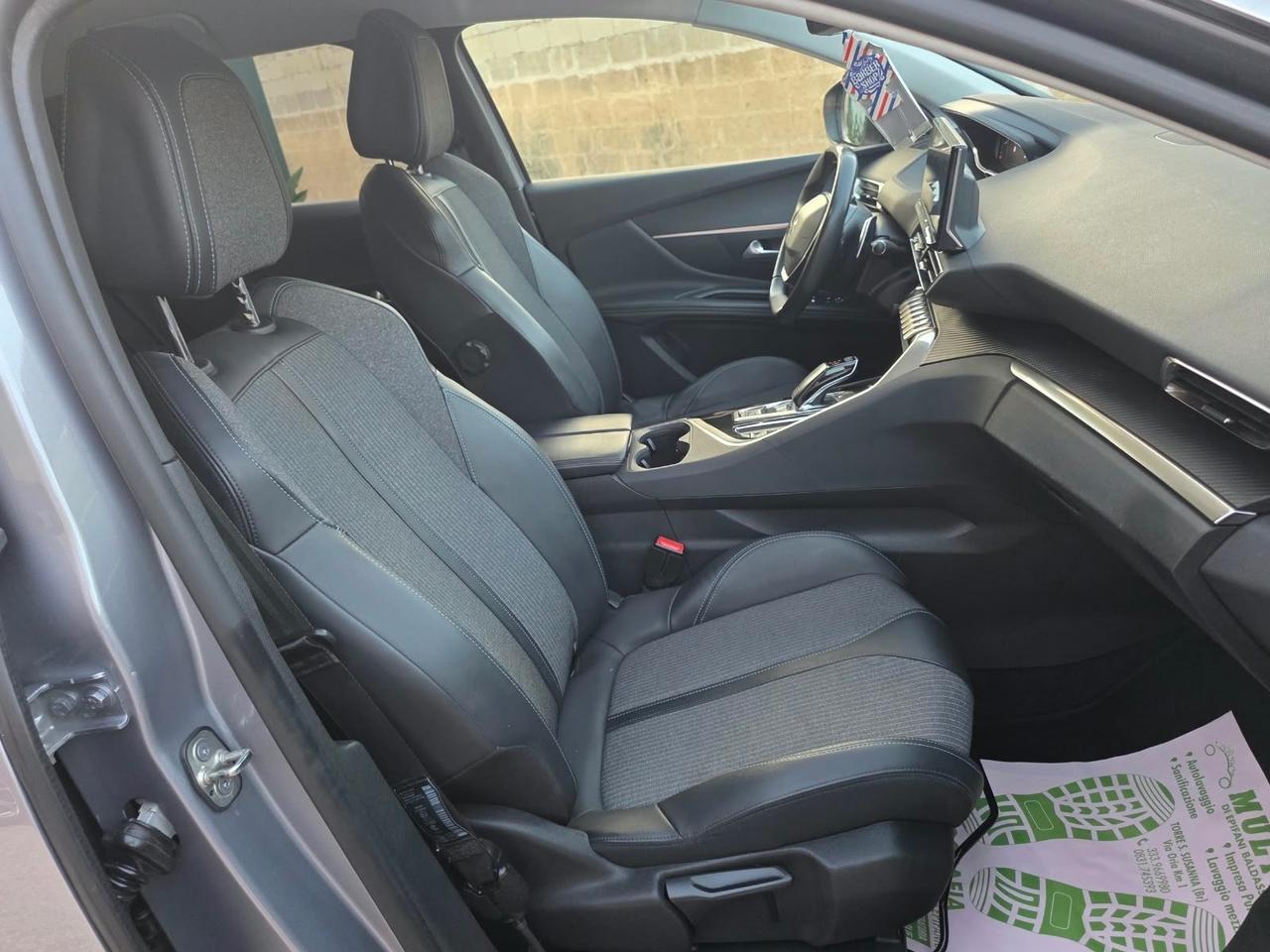 Peugeot 3008 BlueHDi 130 S&S EAT8 Allure Pack