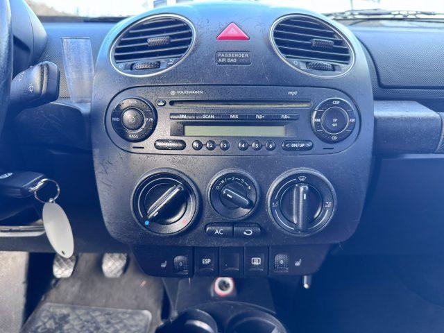 VOLKSWAGEN New Beetle 1.6 Cabrio Edizione limitata RED Edition BORDEAUX