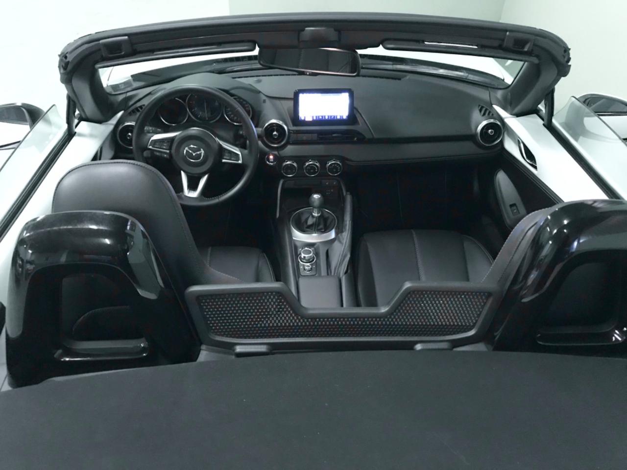 Mazda MX-5 1.5L Skyactiv-G Exclusive-Line
