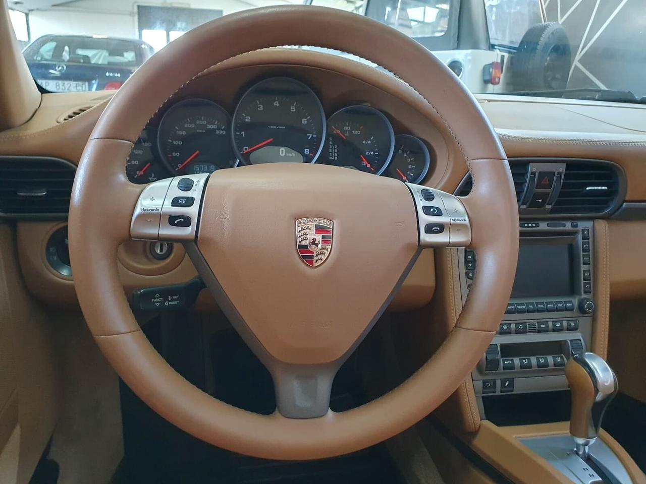 Porsche 911 Carrera Cabriolet