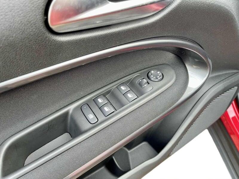 FIAT 600e 54 KWH Red - KM0