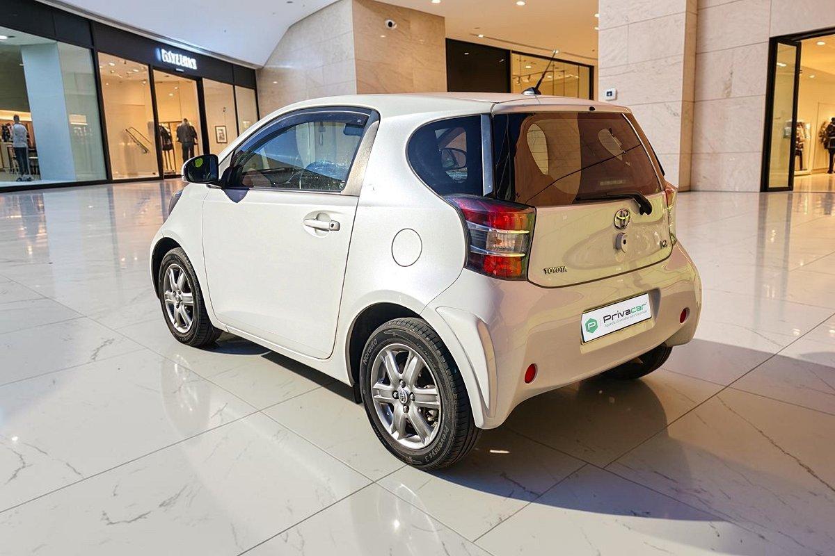 TOYOTA iQ 1.0 CVT Trend