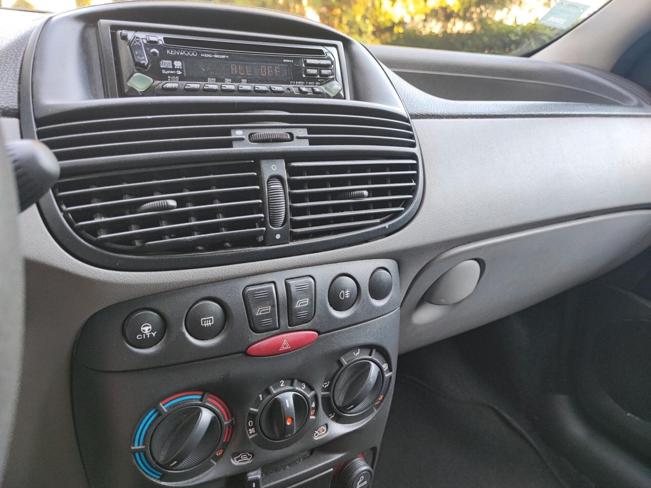 Fiat Punto 1.2i 5 porte Verve Frizione nuova