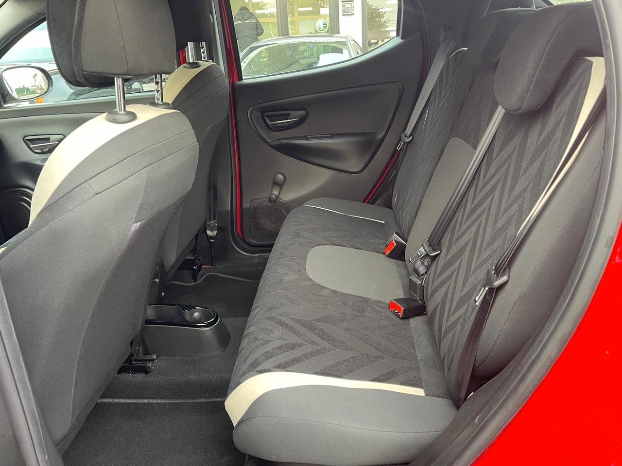 Lancia Ypsilon 1.2 69 CV 5 porte