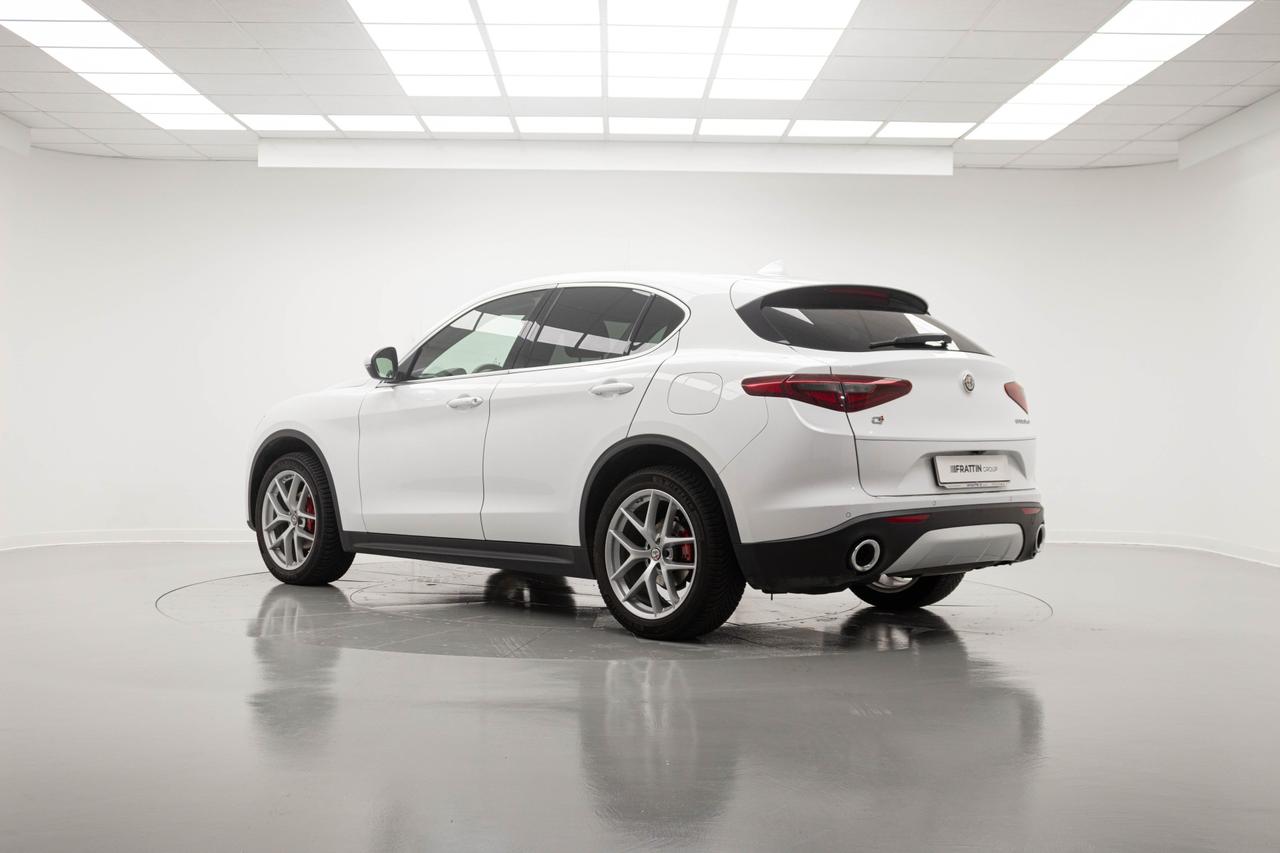 ALFA ROMEO STELVIO 2.2 TURBODIESEL 210