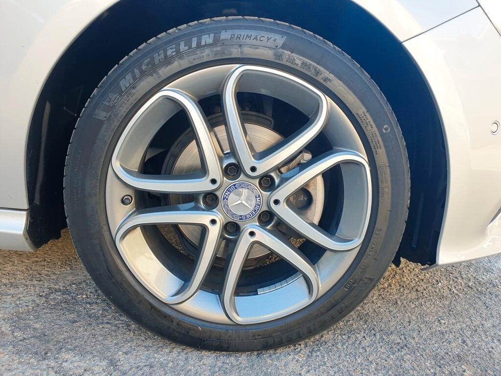 MERCEDES A 180 CDI 110 CV. AUTOMATICA PREMIUM PERFETTA