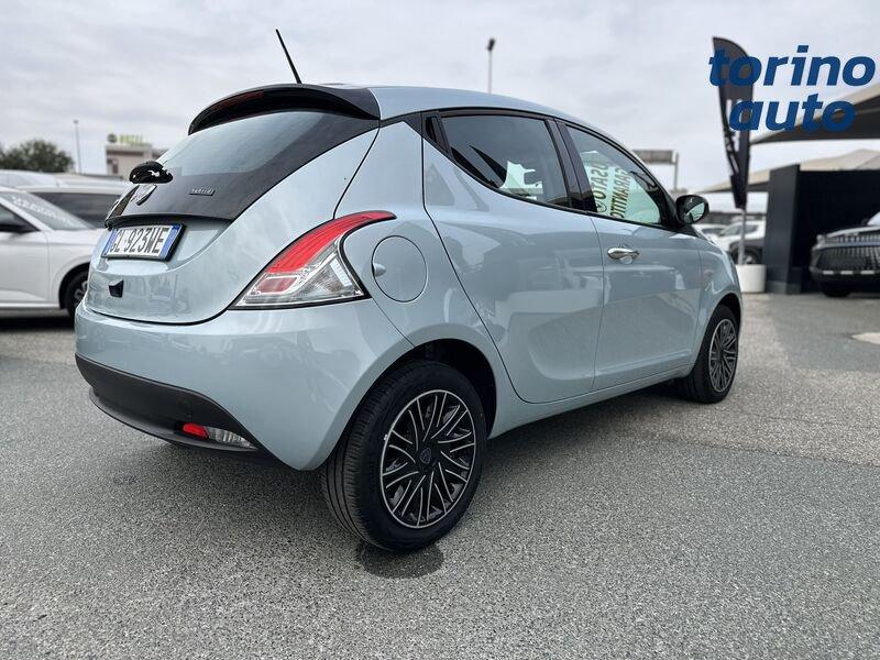 Lancia Ypsilon Ypsilon 1.0 firefly hybrid Gold s&s 70cv 5p.ti