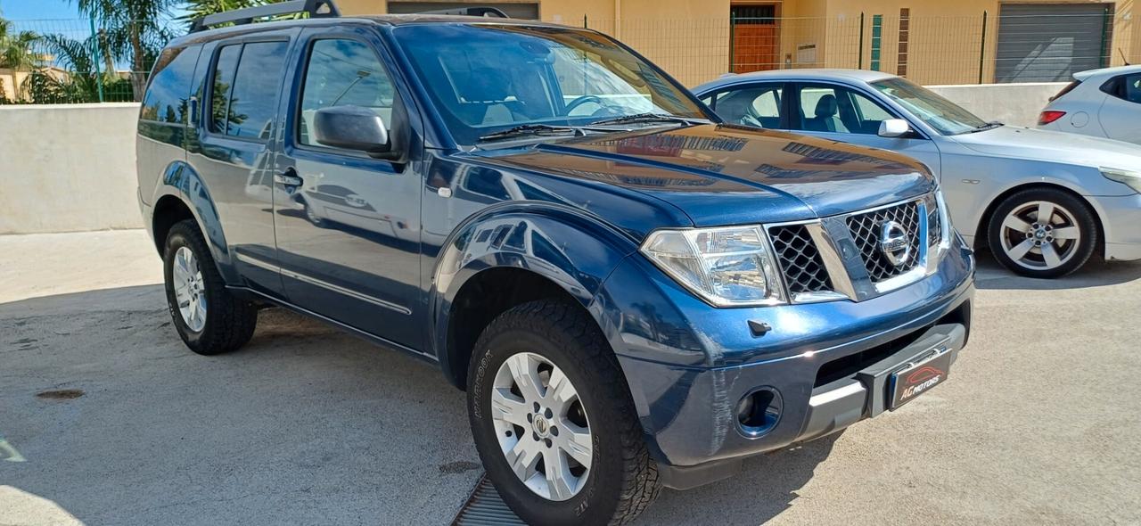 Nissan Pathfinder 2.5 dCi 4x4 7p