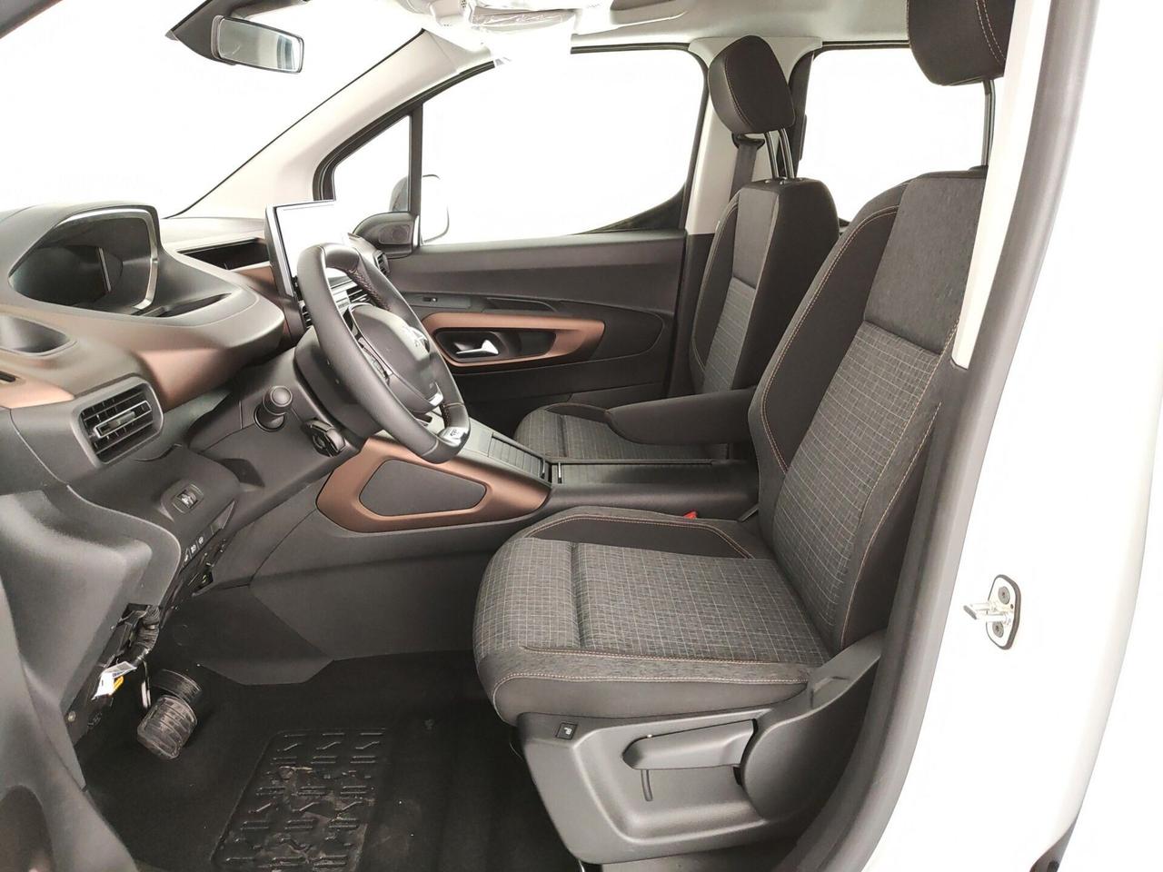 Peugeot Rifter e-Rifter motore elettrico 136 CV 50kWh GT Standard