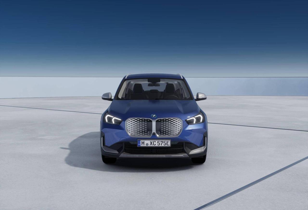 BMW X1 iX1 xDrive30 xLine