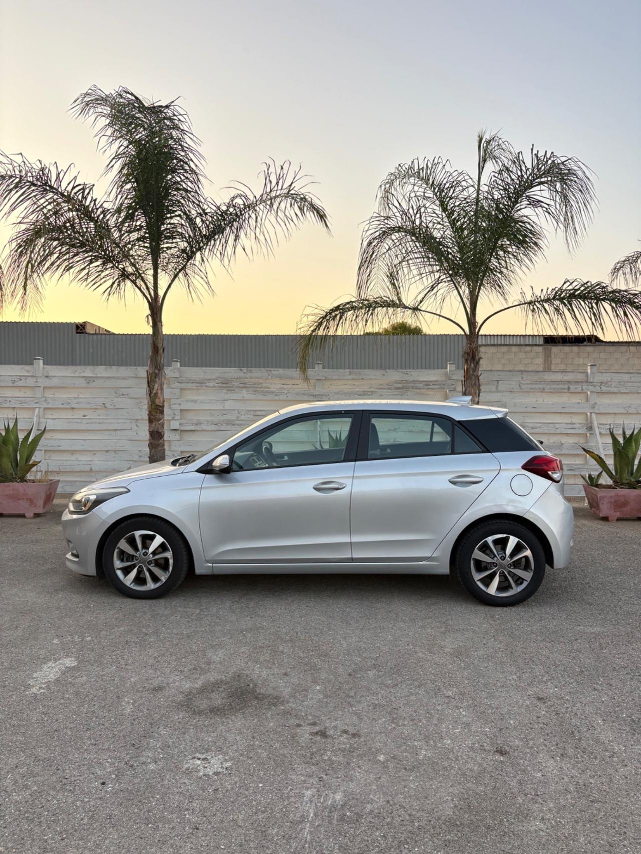 Hyundai i20 1.1 diesel 5 porte in pronta consegna