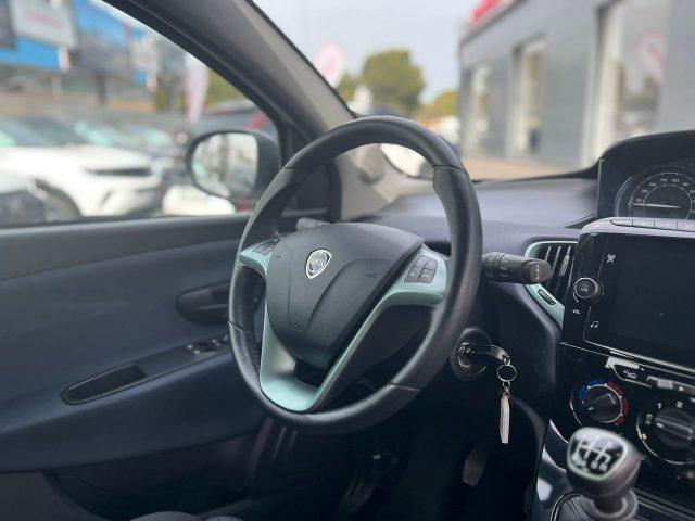 LANCIA Ypsilon 1.0 FireFly 70cv Hybrid Gold