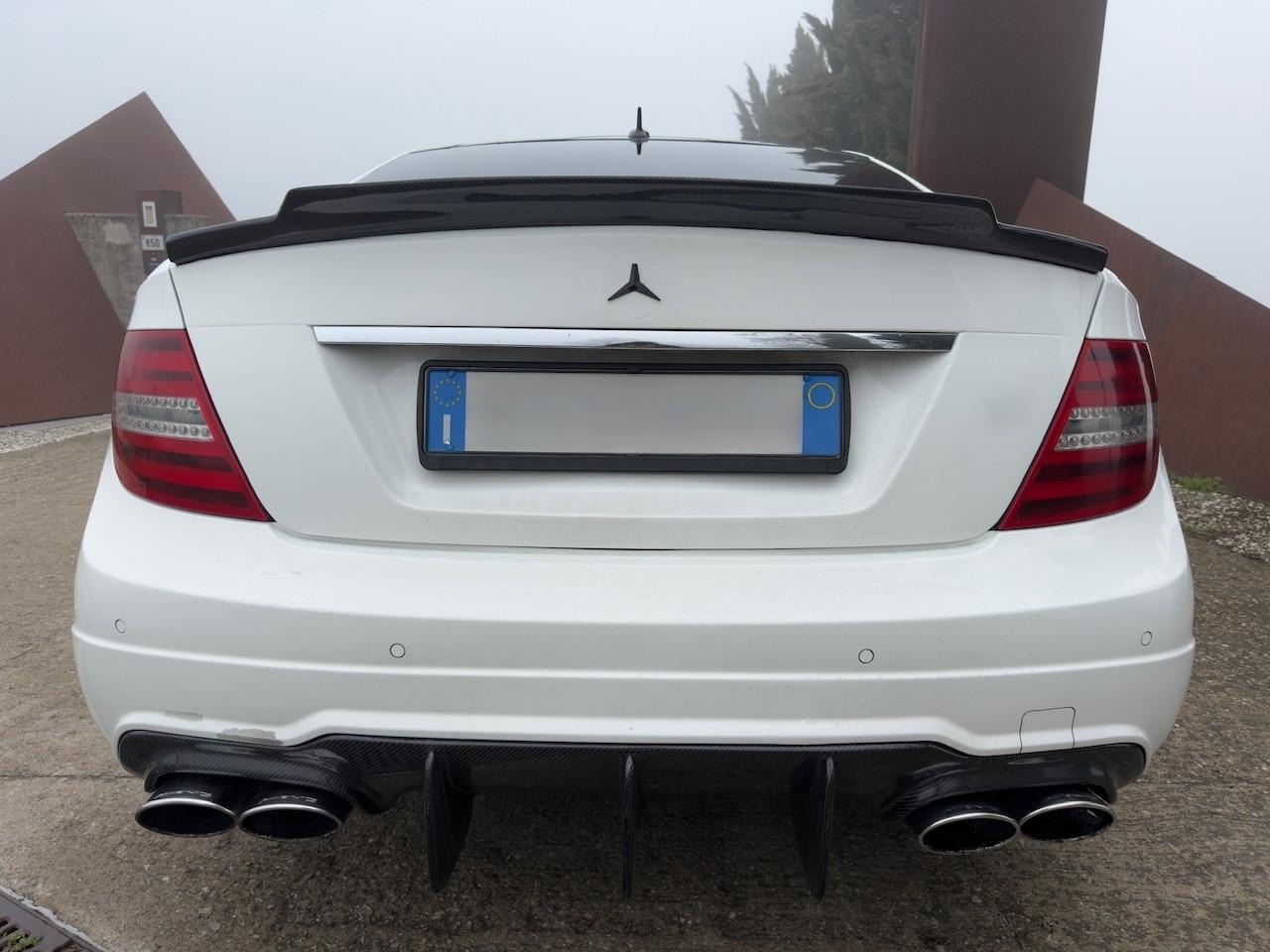 Mercedes-benz C 220 CDI Coupé Avantgarde AMG