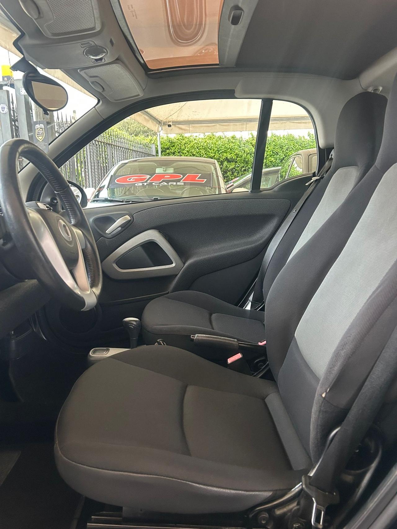 Smart ForTwo 1000 62 kW coupé passion