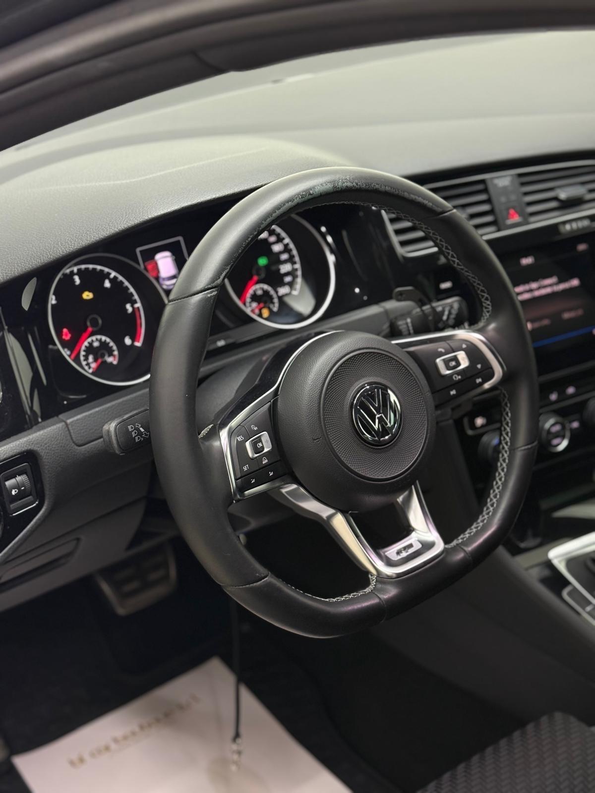 Volkswagen Golf 1.6 TDI 110 CV DSG R Line Italiana