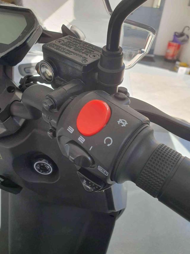 SUPER SOCO CPX SOLO 7 KM!!!!