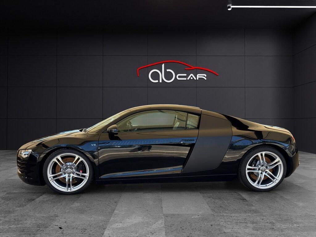 Audi R8 Coupe 4.2 V8 quattro r-tronic