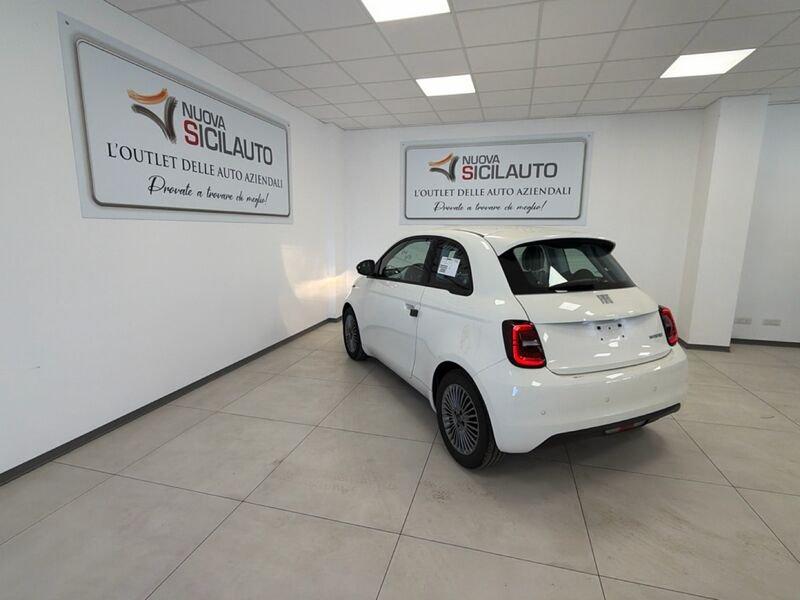 FIAT 500 Hybrid Hybrid Icon