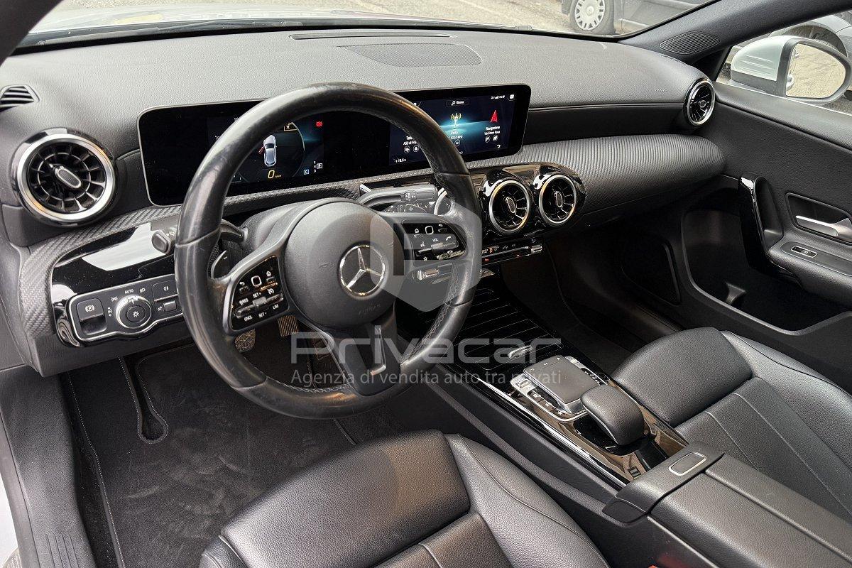 MERCEDES A 180 d Automatic Business