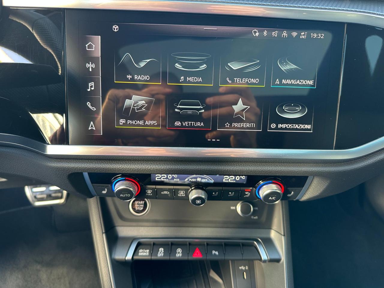 Audi Q3 Sportback 35 2.0 tdi S line edition s-tronic