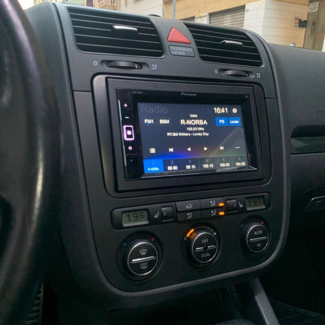 Volkswagen Golf 2.0 TDI DPF 3p. GT Sport