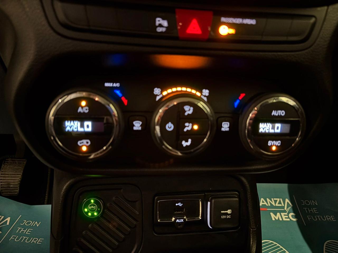 Jeep Renegade 1.6cc 110cv E-TorQ EVO benzina/GPL Longitude