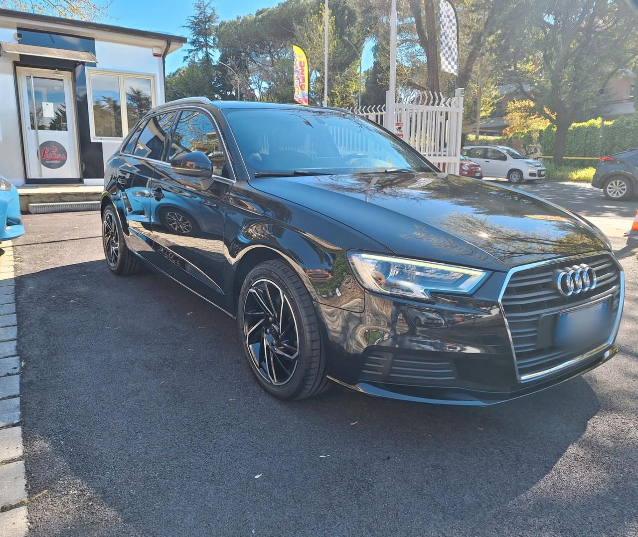 Audi A3 SPB 30 TDI S tronic Business Il prezzo NON è abbinato a finanziamenti