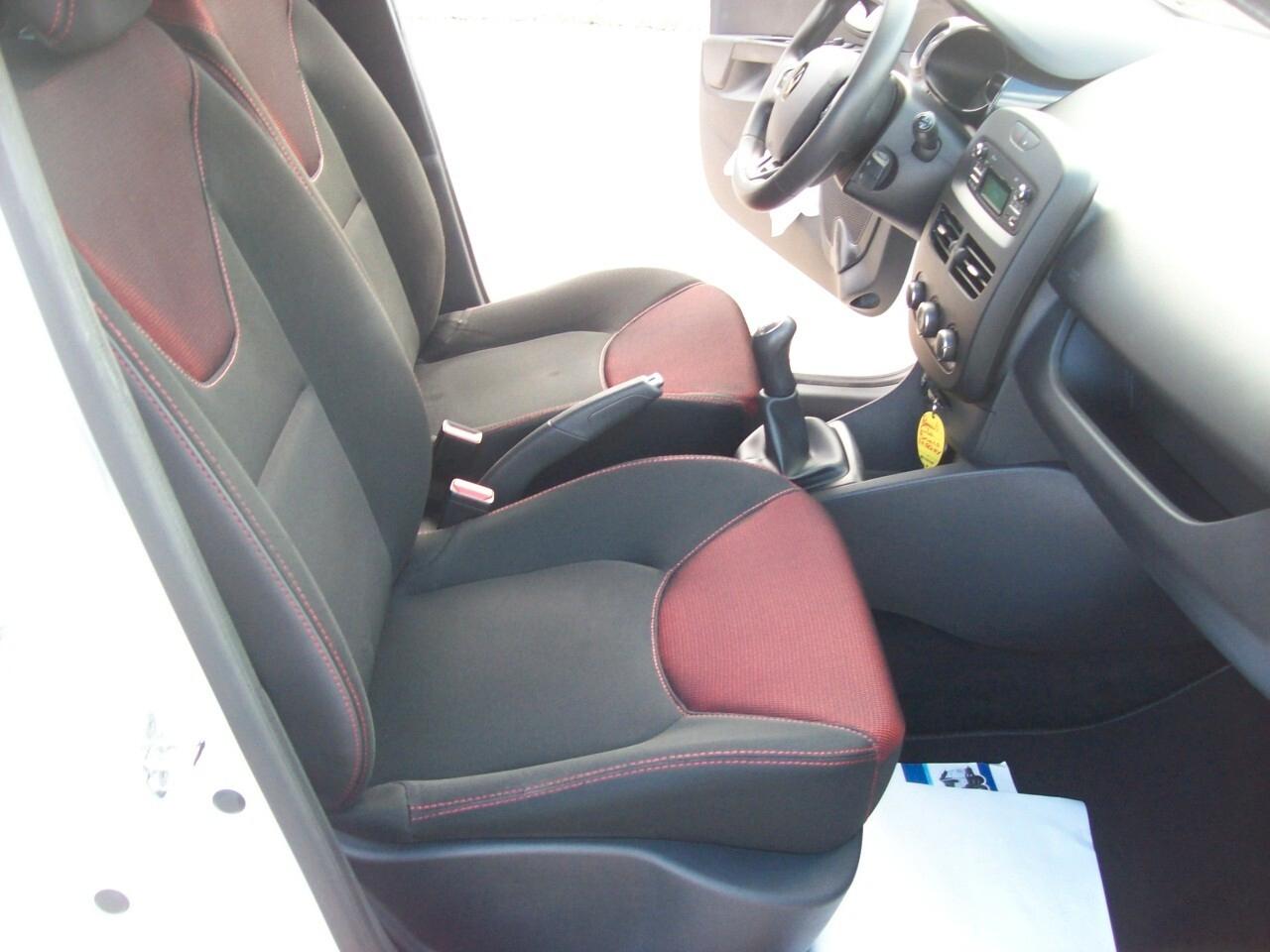 RENAULT CLIO 1.2 CV.75 5P LIFE "2015"