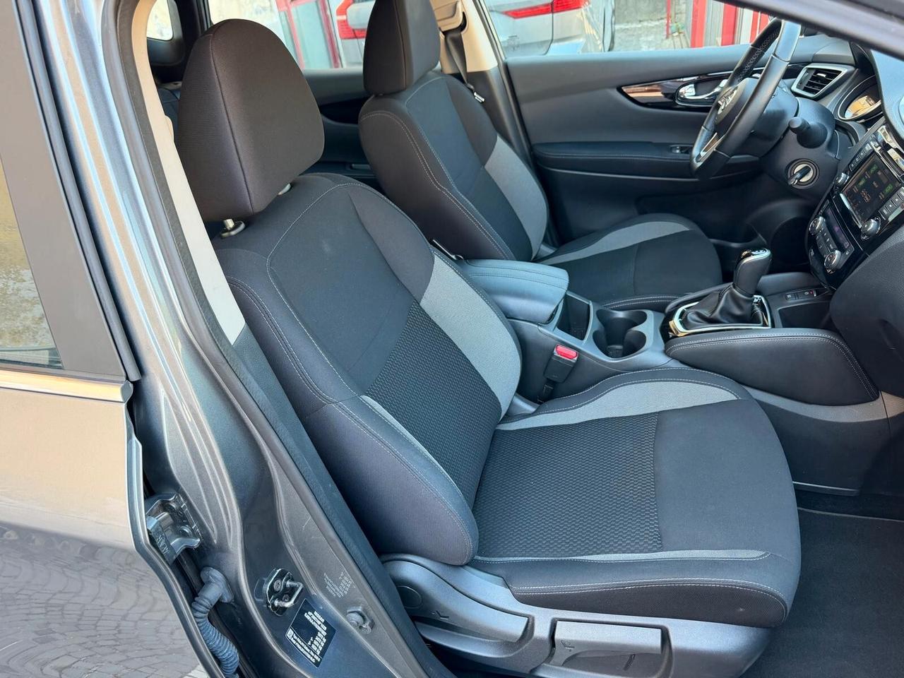 Nissan Qashqai 1.5 dCi 115 CV CAMBIO AUTOMATICO