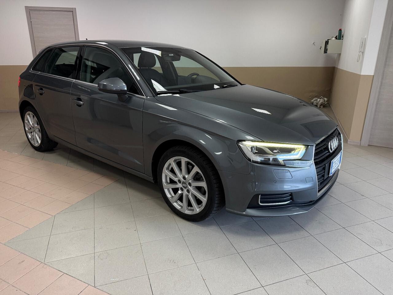 Audi A3 1.6 TDI 116 CV S tronic Sport AUTOMATICA