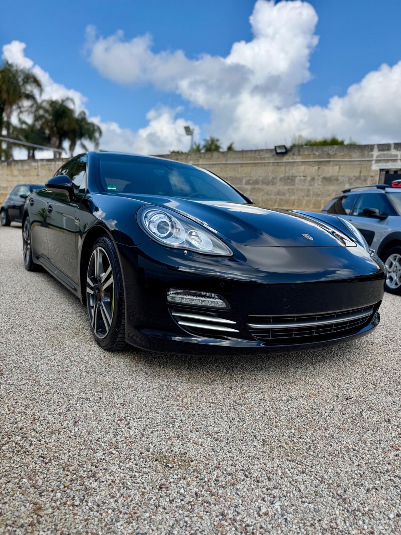 Porsche Panamera 3.0 Diesel Platinum Edition