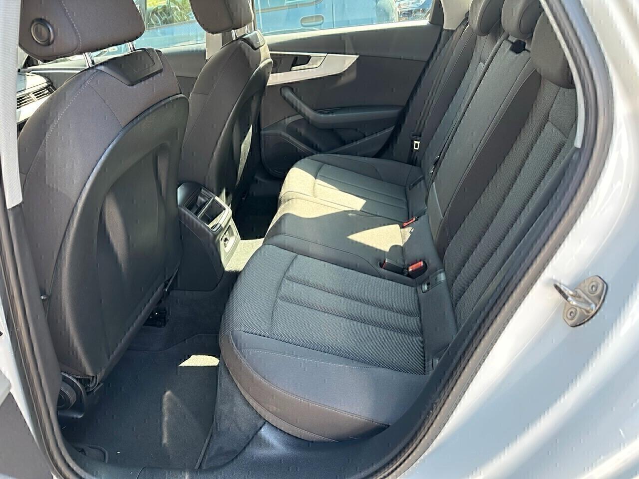 Audi A4 Avant 40 TDI quattro S tronic