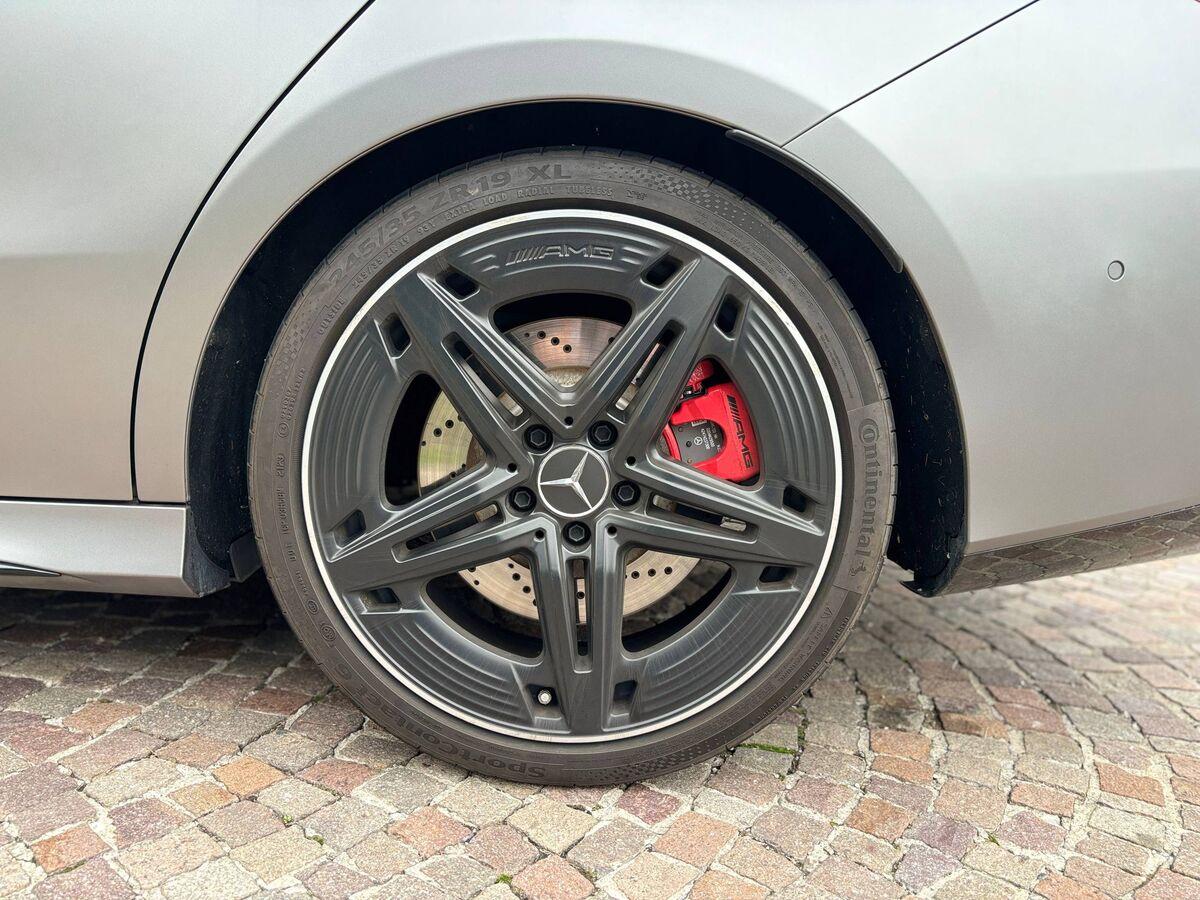 Mercedes CLA AMG Shooting Brake AMG 35 AMG Line Premium 4matic auto